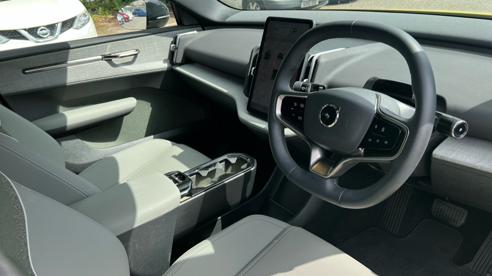 Used Volvo EX30 2025 for sale - 76869432: Photo 5