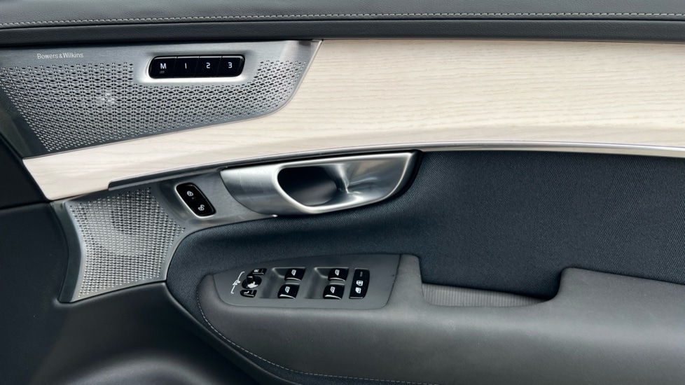 Used Volvo XC90 2025 for sale - 76871705: Photo 15