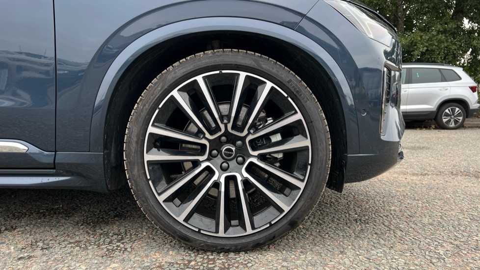 Used Volvo XC90 2025 for sale - 76871705: Photo 16