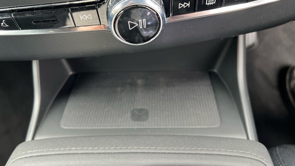 Used Volvo XC90 2025 for sale - 76871705: Photo 37