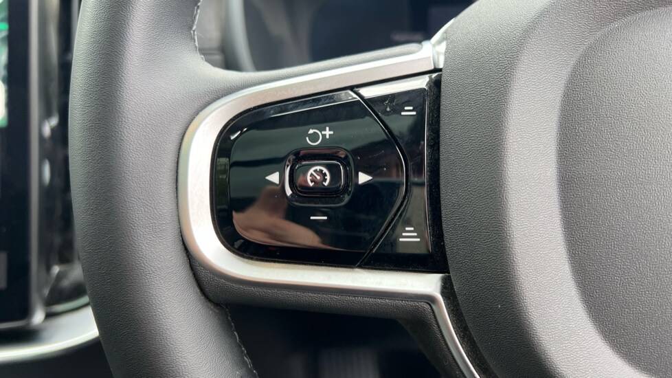 Used Volvo XC90 2025 for sale - 76066928: Photo 18
