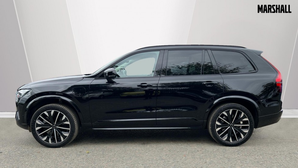 Used Volvo XC90 2025 for sale - 76066928: Photo 8