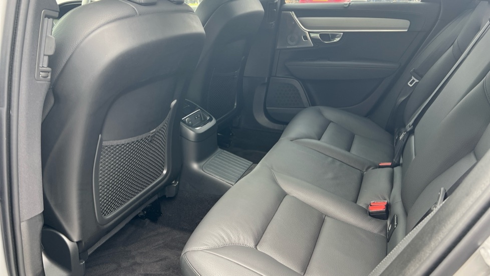 Used Volvo V90 2024 for sale - 75886803: Photo 10
