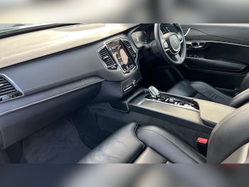 Used Volvo XC90 2020 for sale - 76874963: Photo