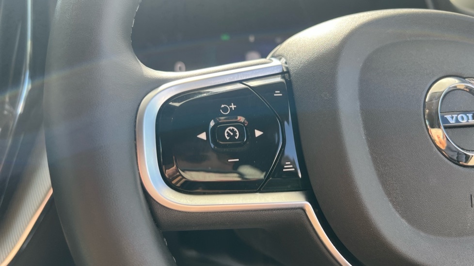 Used Volvo XC60 2024 for sale - 76180147: Photo 18