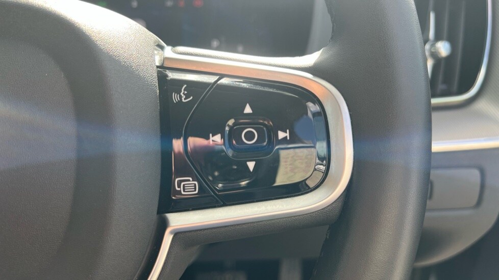 Used Volvo XC60 2024 for sale - 76180147: Photo 19