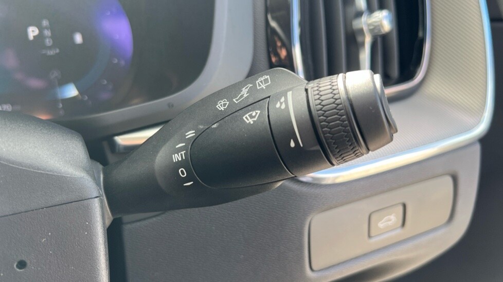 Used Volvo XC60 2024 for sale - 76180147: Photo 28