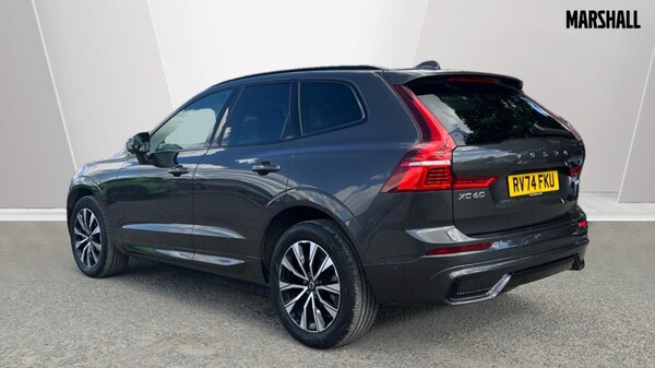 Used Volvo XC60 2024 for sale - 76180147: Photo 2