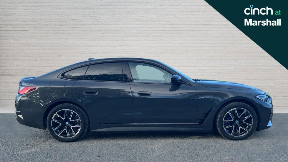 Used BMW i4 2024 for sale - 76086642: Photo 2