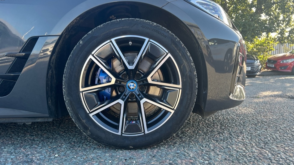 Used BMW i4 2024 for sale - 76086642: Photo 20