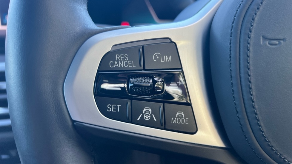 Used BMW i4 2024 for sale - 76086642: Photo 31