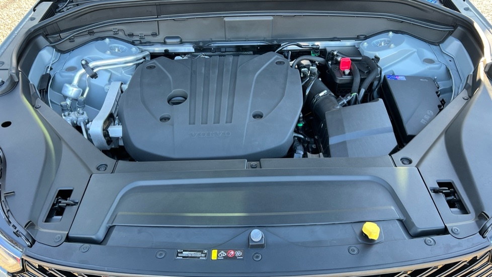 Used Volvo XC90 2025 for sale - 76873610: Photo 23