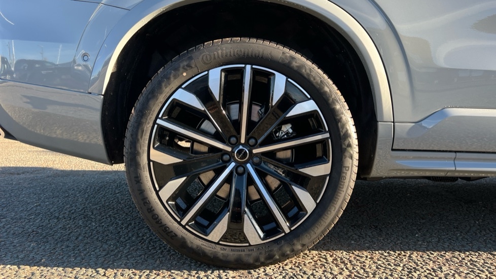 Used Volvo XC90 2025 for sale - 76873610: Photo 24