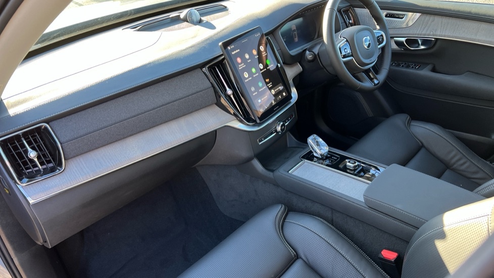 Used Volvo XC90 2025 for sale - 76873610: Photo 4