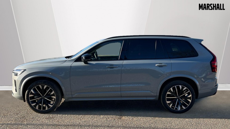 Used Volvo XC90 2025 for sale - 76873610: Photo 8