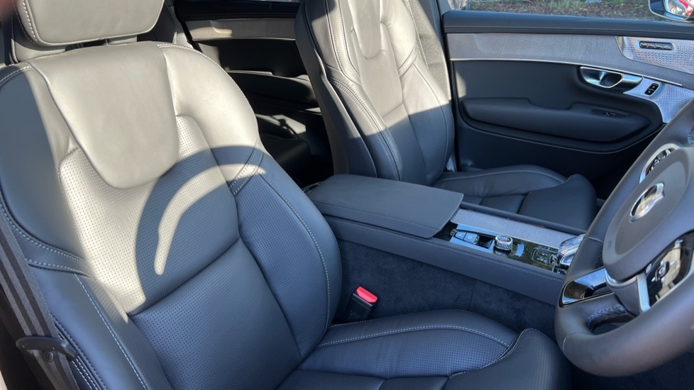 Used Volvo XC90 2025 for sale - 76873610: Photo 9