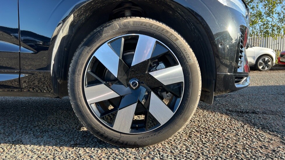 Used Volvo XC60 2025 for sale - 76872753: Photo 16