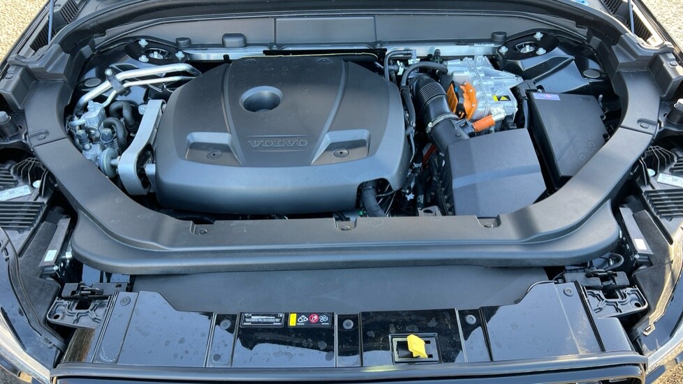 Used Volvo XC60 2025 for sale - 76872753: Photo 23