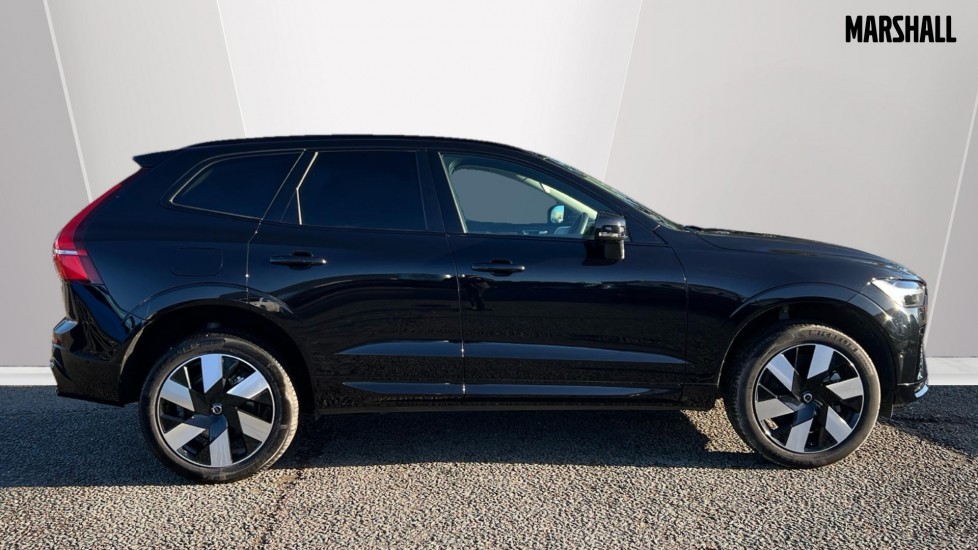 Used Volvo XC60 2025 for sale - 76872753: Photo 3