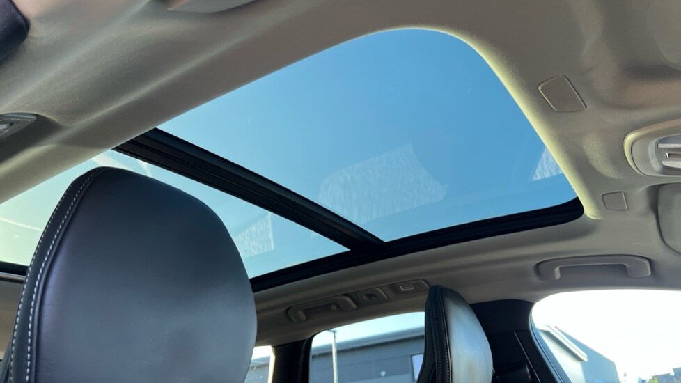 Used Volvo XC60 2025 for sale - 76872753: Photo 34