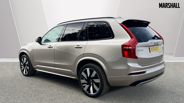 Used Volvo XC90 2024 for sale - 75652958: Photo 2