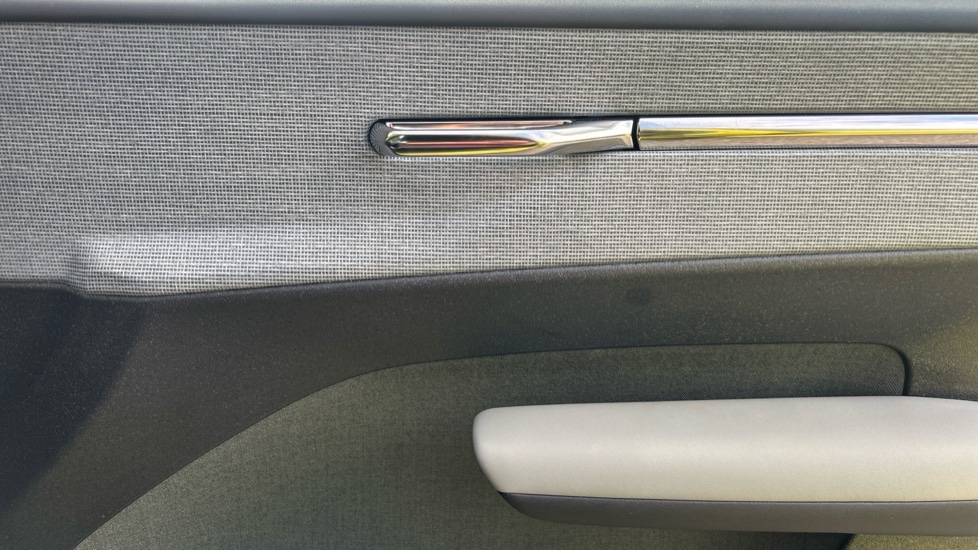 Used Volvo EX30 2025 for sale - 76868488: Photo 15