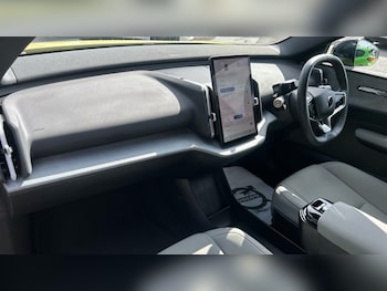 Used Volvo EX30 2025 for sale - 76868488: Photo