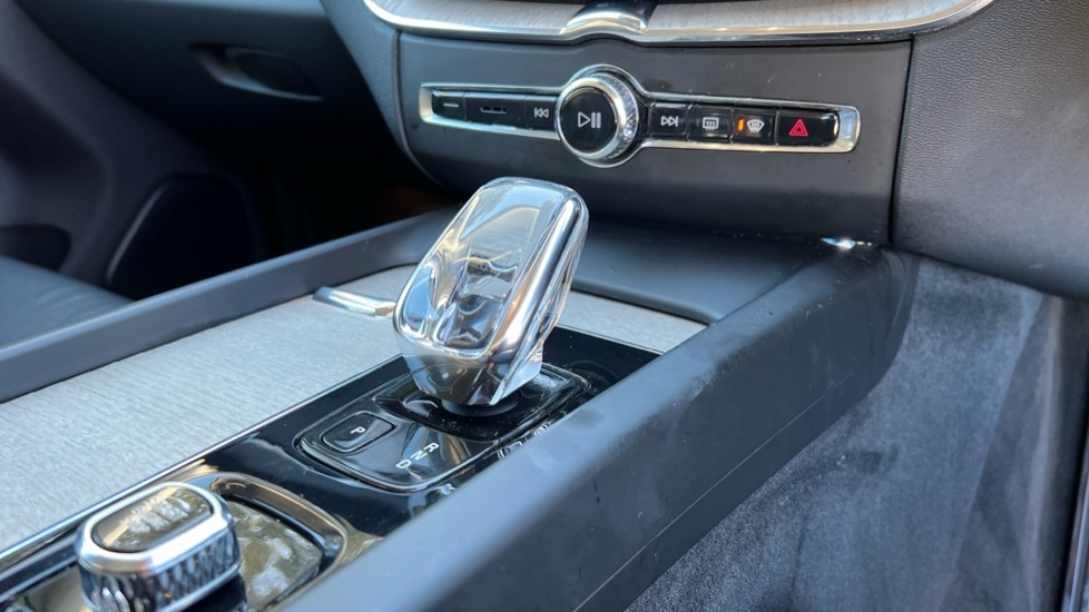 Used Volvo XC60 2021 for sale - 76684328: Photo 14