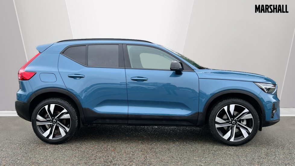 Used Volvo XC40 2024 for sale - 76871471: Photo 3