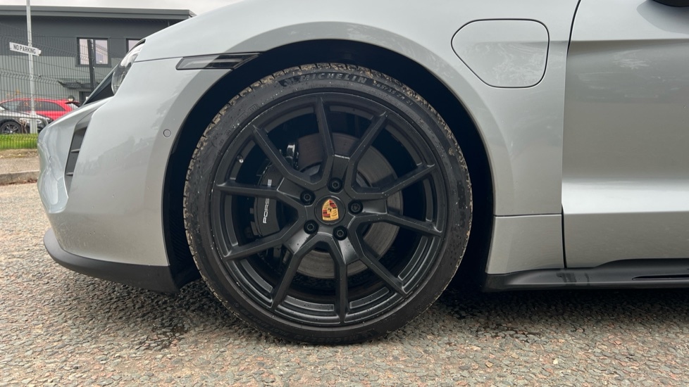 Used Porsche Taycan 2023 for sale - 76233971: Photo 17