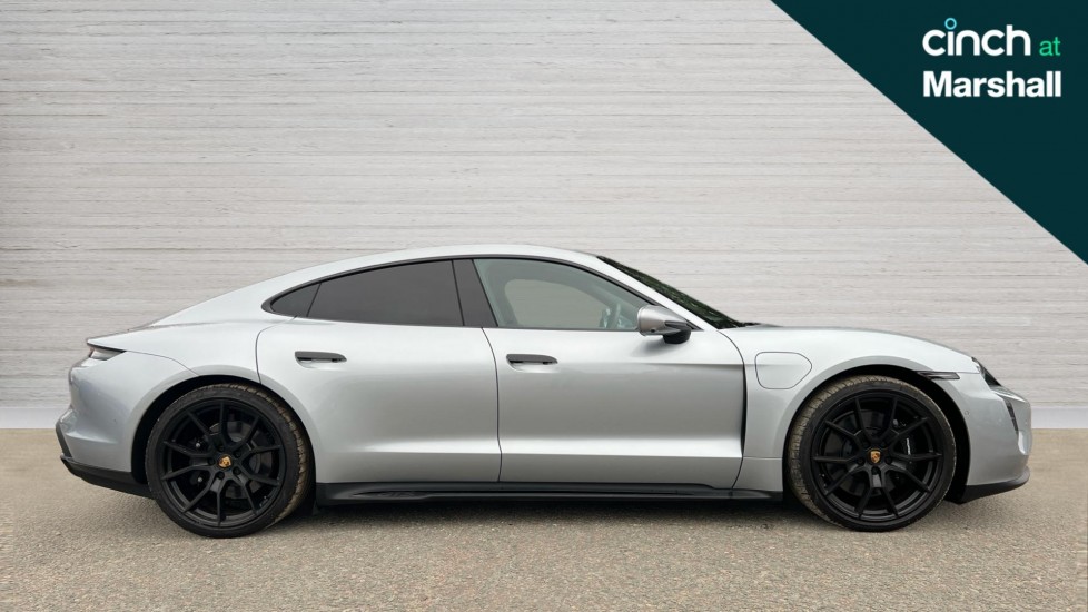 Used Porsche Taycan 2023 for sale - 76233971: Photo 2