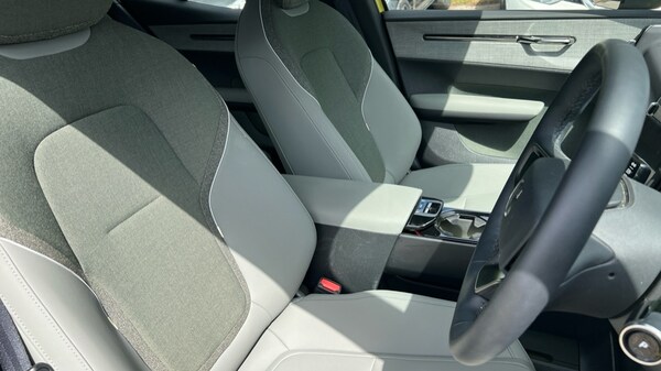 Used Volvo EX30 2025 for sale - 75468113: Photo 9