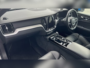 Used Volvo V60 2022 for sale - 75467771: Photo