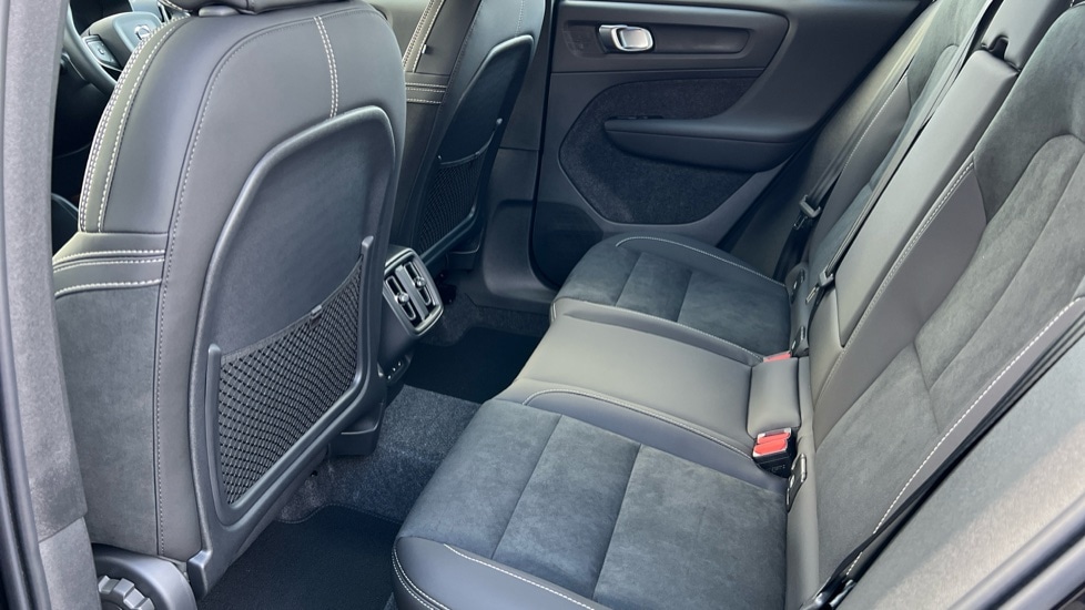 Used Volvo XC40 2025 for sale - 76894785: Photo 10