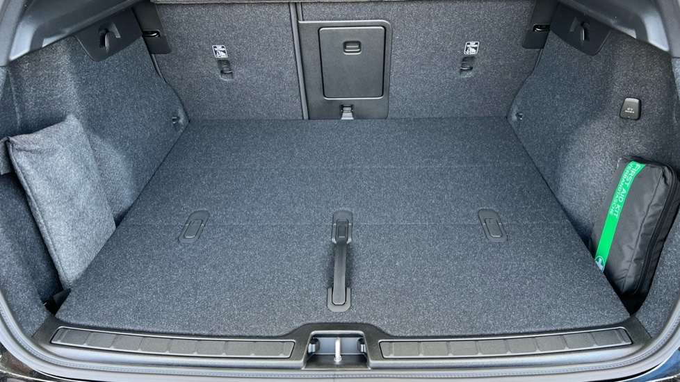 Used Volvo XC40 2025 for sale - 76894785: Photo 17