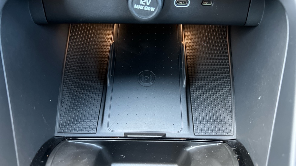 Used Volvo XC40 2025 for sale - 76894785: Photo 36