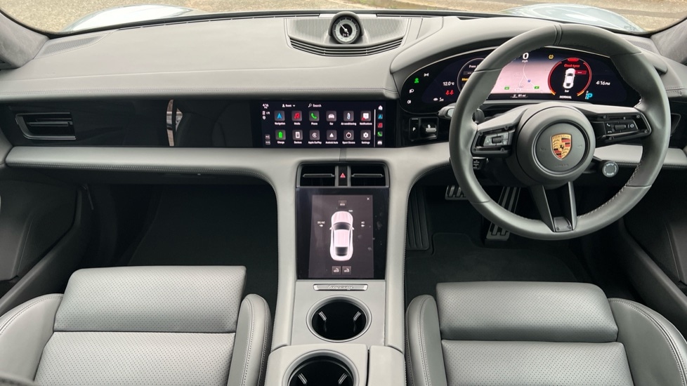 Used Porsche Taycan 2023 for sale - 76871571: Photo 11