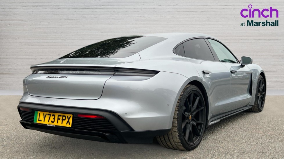 Used Porsche Taycan 2023 for sale - 76871571: Photo 3