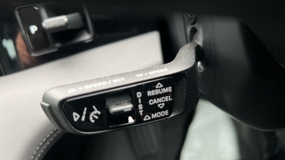 Used Porsche Taycan 2023 for sale - 76871571: Photo 34