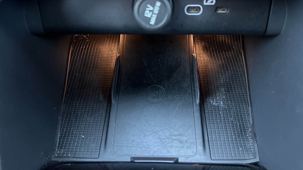 Used Volvo XC40 2024 for sale - 76872700: Photo 36