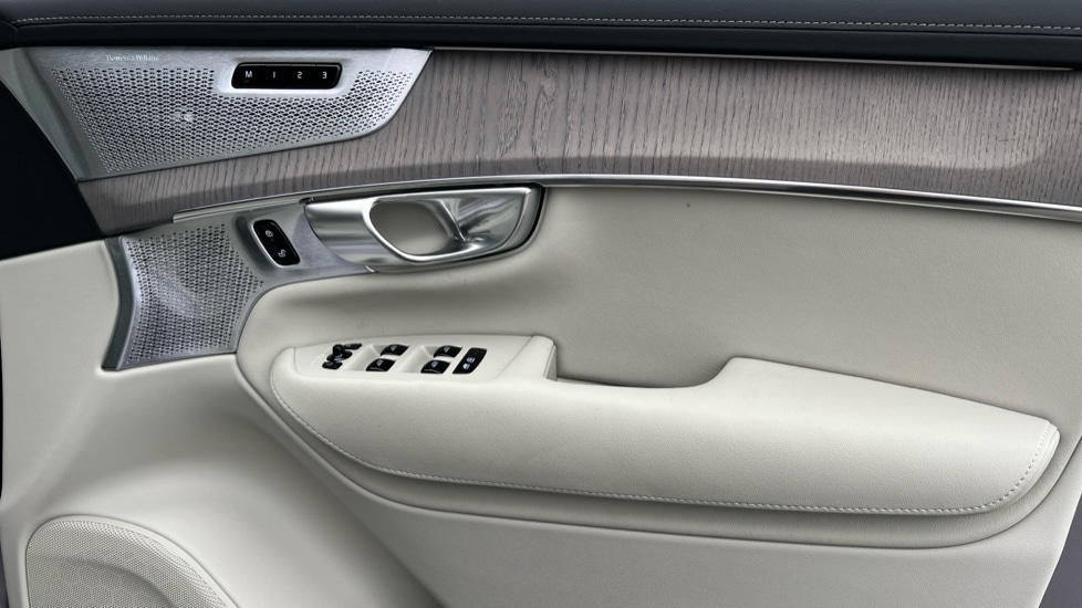 Used Volvo XC90 2025 for sale - 76773345: Photo 15