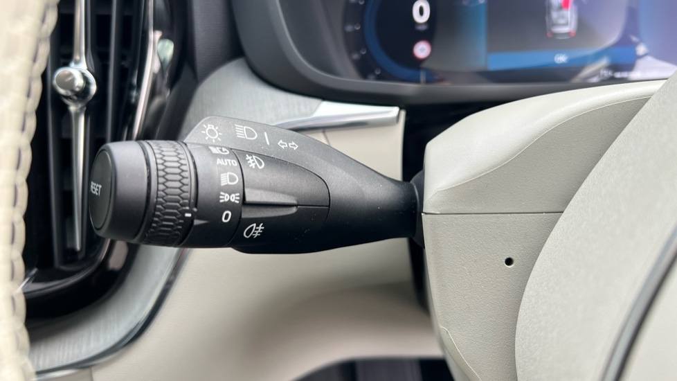 Used Volvo XC60 2025 for sale - 76780287: Photo 27