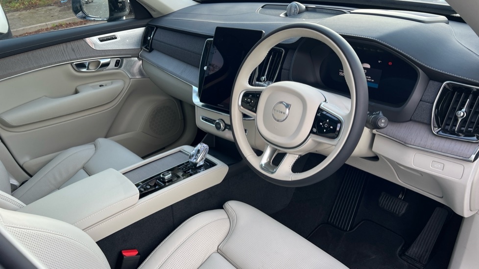 Used Volvo XC90 2025 for sale - 77047601: Photo 5