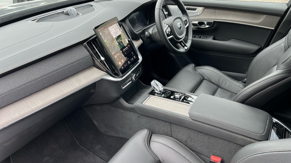 Used Volvo XC90 2025 for sale - 76487410: Photo 4