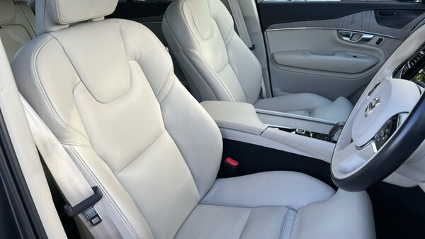 Used Volvo XC90 2024 for sale - 76116876: Photo 9