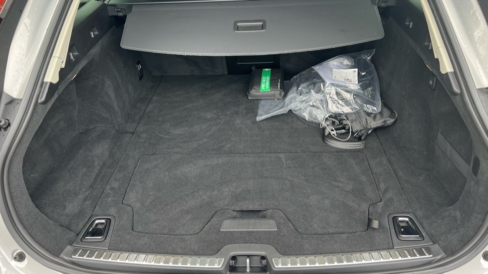 Used Volvo V90 2024 for sale - 76871523: Photo 17