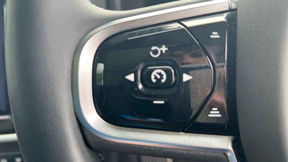 Used Volvo V90 2024 for sale - 76871523: Photo 18