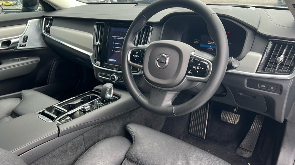 Used Volvo V90 2024 for sale - 76871523: Photo 5