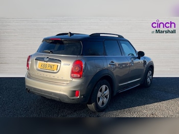 Used MINI Countryman 2018 for sale - 77047619: Photo