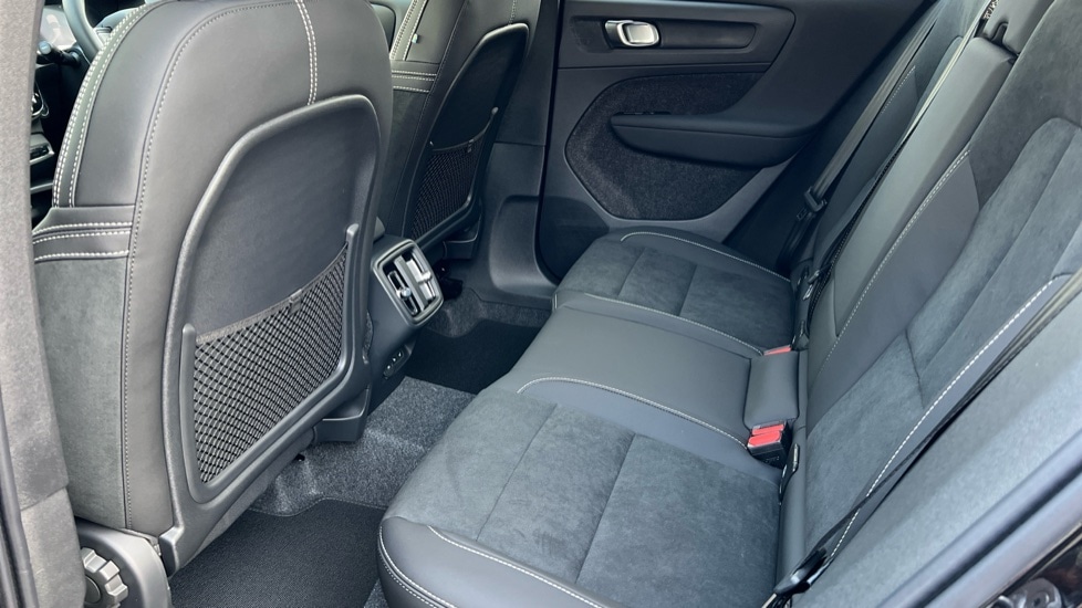 Used Volvo XC40 2025 for sale - 76894802: Photo 10